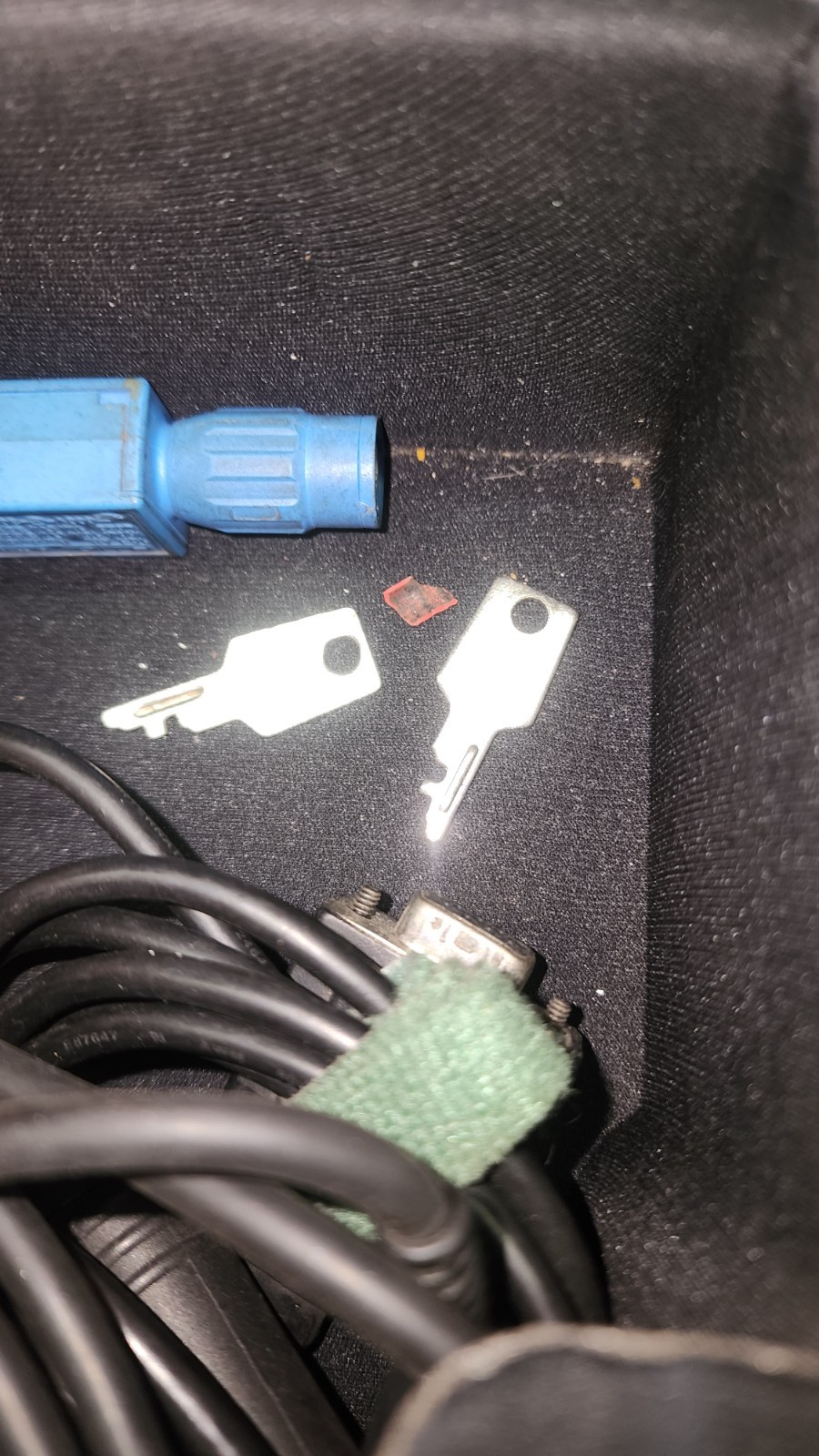 FLUKE 98 SCOPEMETER Series ii With Case and Cables Great Condition