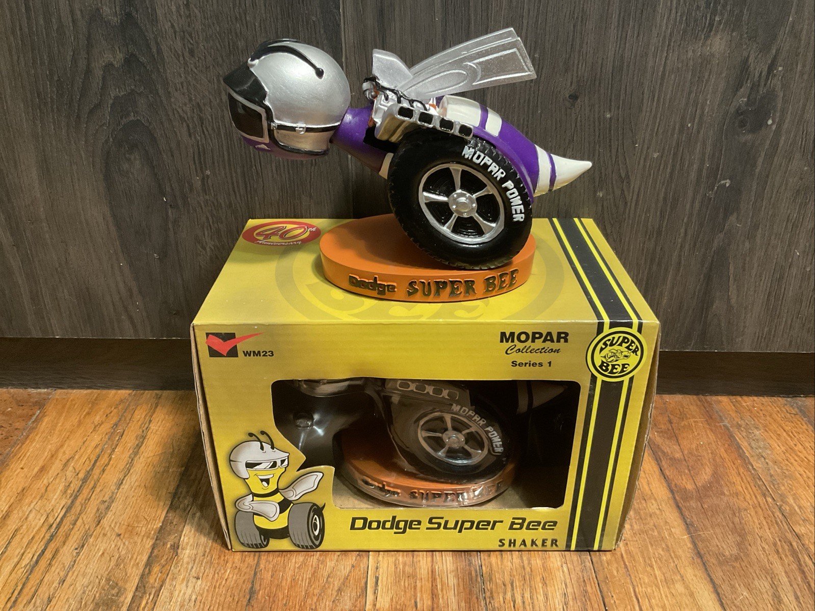 New Dodge Super Bee Bobblehead Purple Plum Bent Rod Garage Shaker Mopar