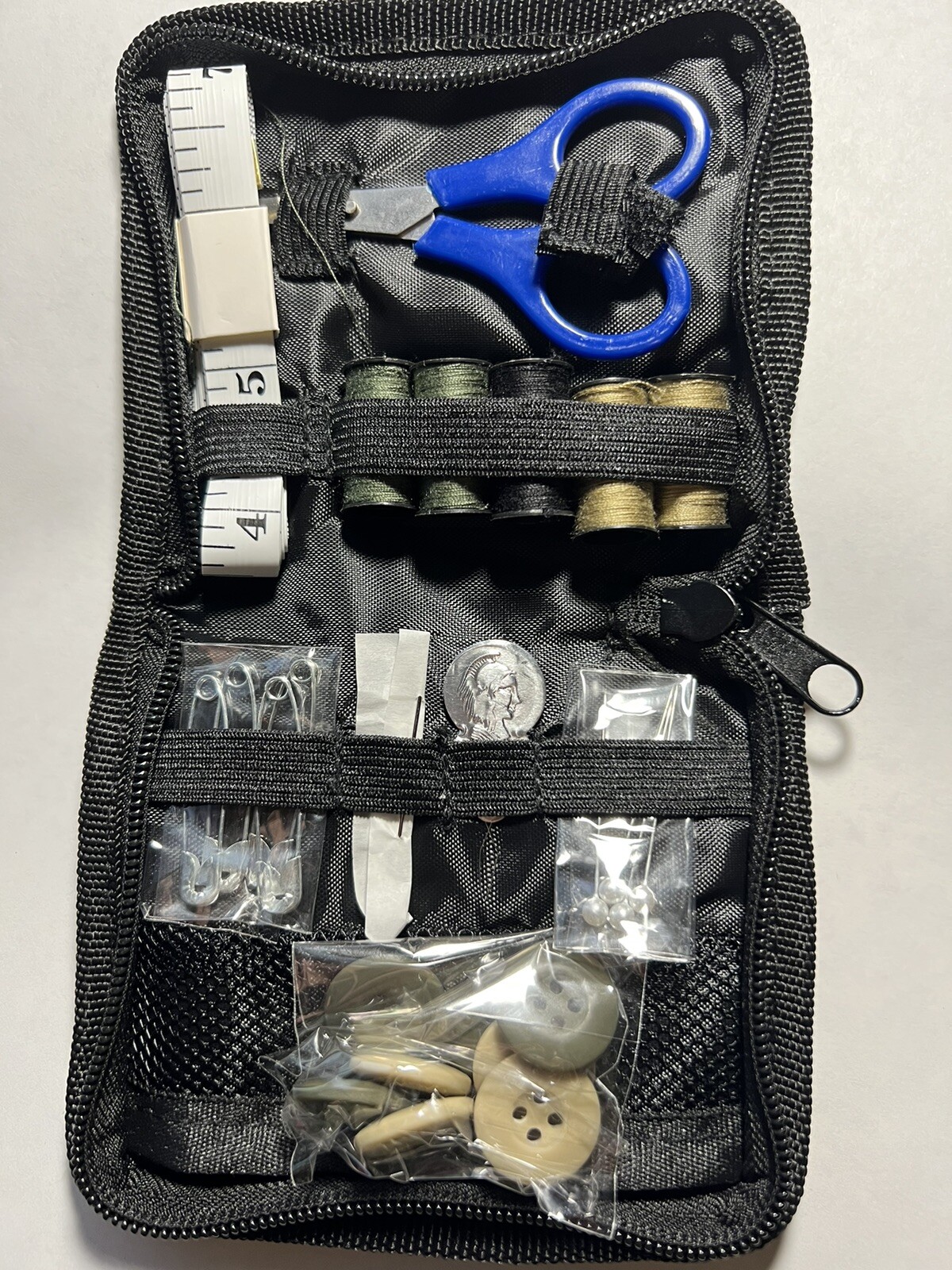 USMC Marine Corps Deluxe Sewing Kit Field Ready Desert & Woodland Vanguard New