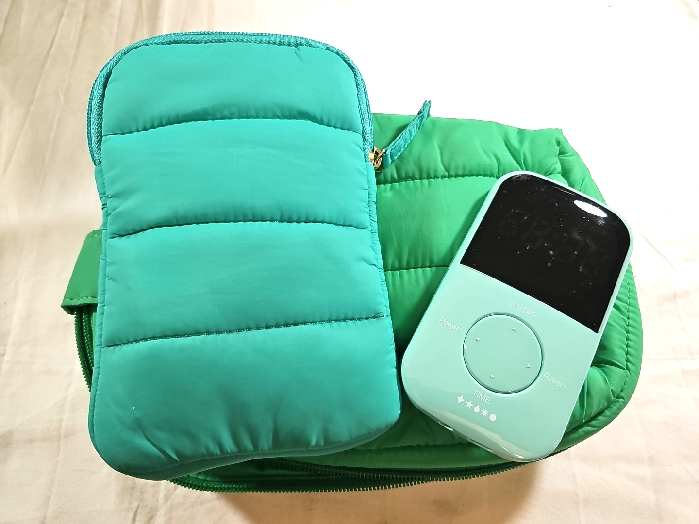 Nose Glow - Red Light Ear - Nose - Throat Care Appliance Retail $264.00!!