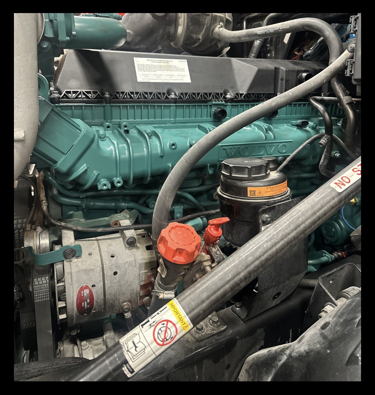 NEW! Volvo D13 / Mack MP8 *OEM* Idler Gear 22081687 FREE SHIPPING