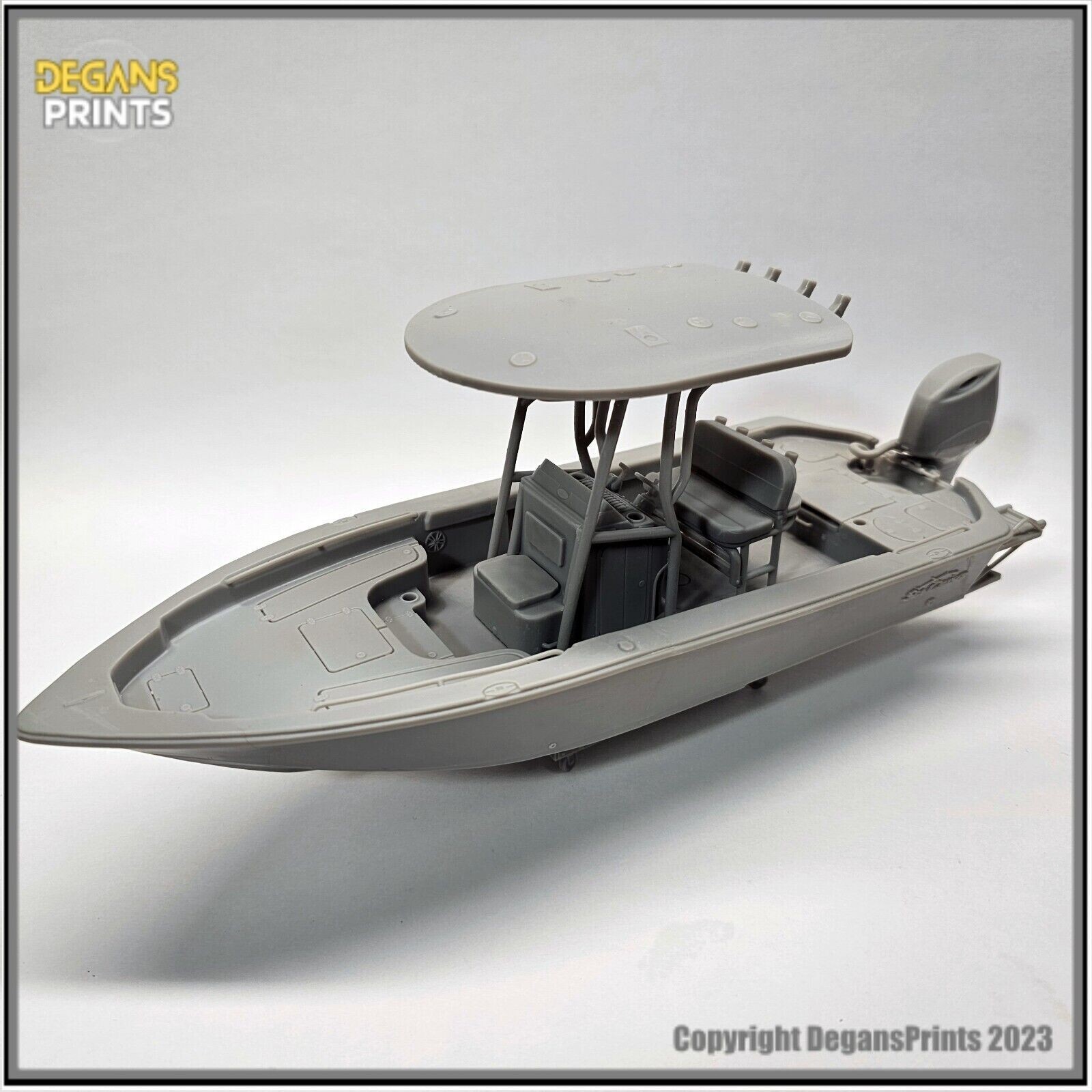 SeaChaser 23LX Center Console Boat Model and trailer kit 1-24 scale diorama boat