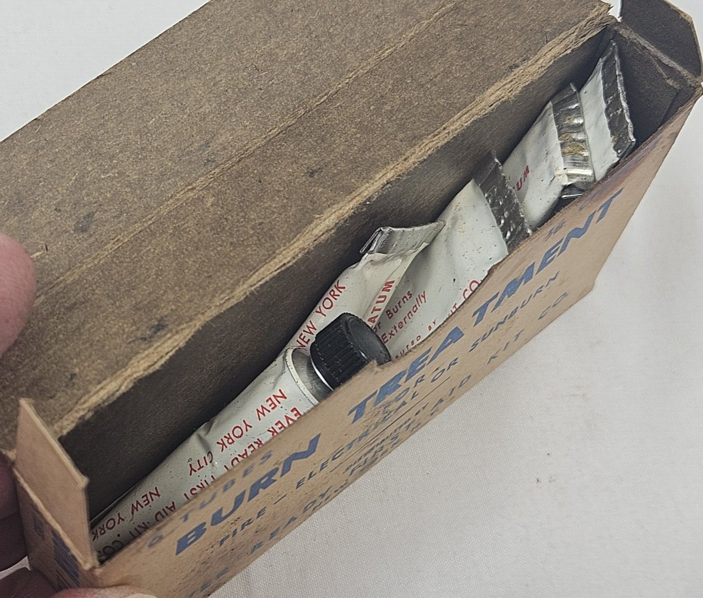 Vintage Military used First Aid Kit Eagle Lock Co USA