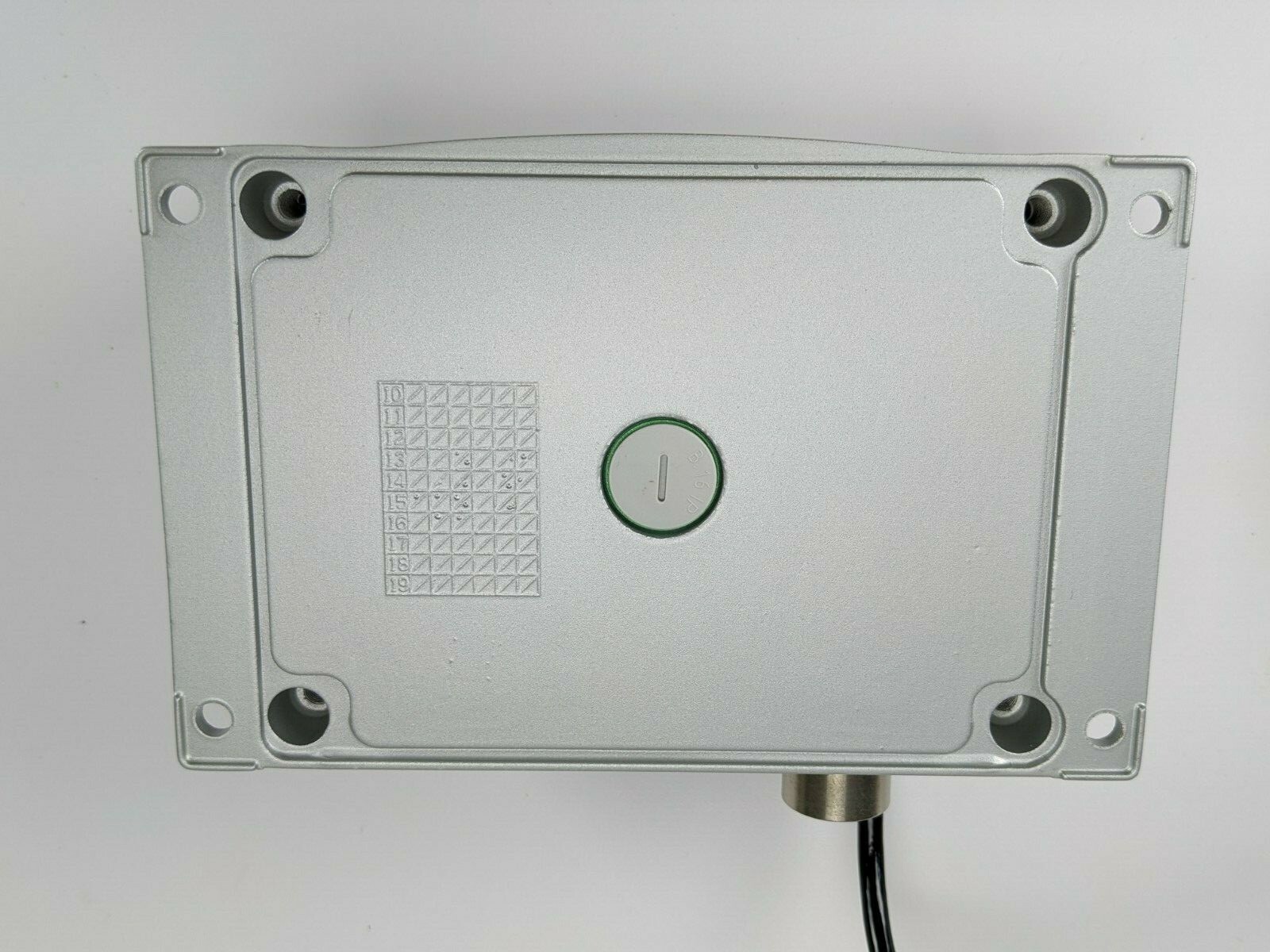 VAISALA HUMIDITY AND TEMPERATURE TRANSMITTER HMT333 HMT330 **NEW**