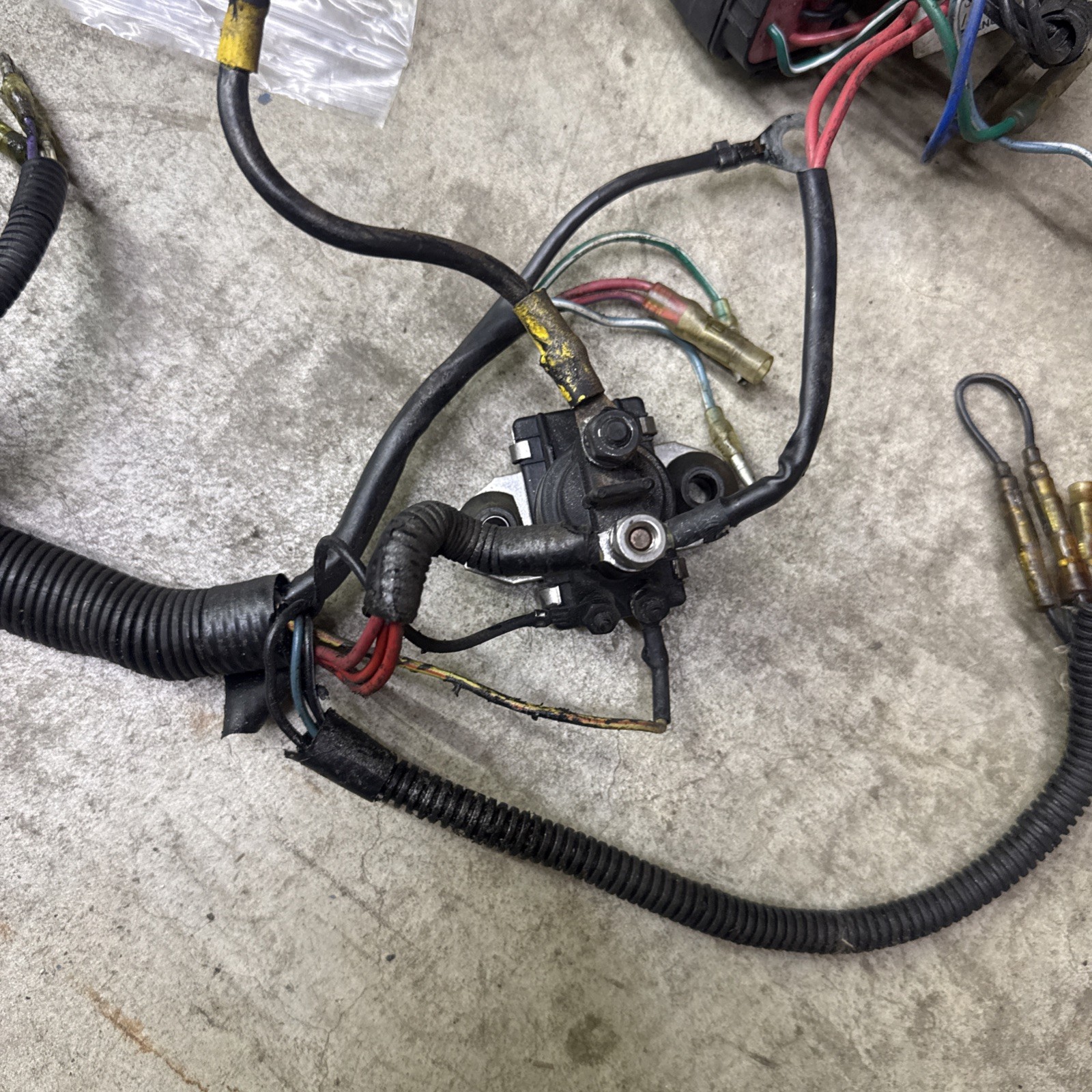 2002 Mercury 40 HP 2 Stroke 2cyl Outboard Complete Electrical Wire Harness