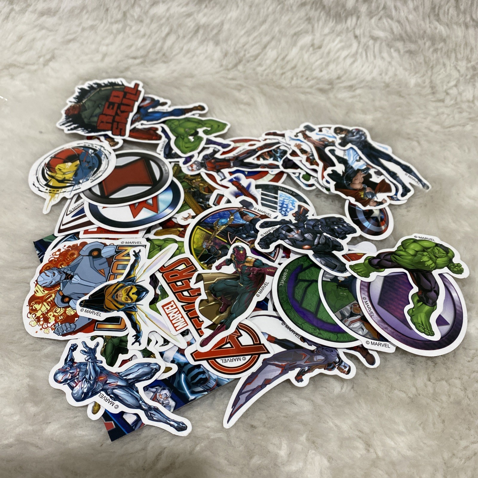 100pc Random DC Marvel Comic Book Superhero Laptop/PC Skateboard Sticker Pack
