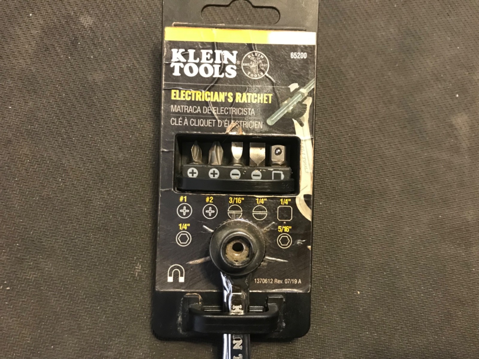 Klein Tools Slim Profile Mini Electrician's 1/4 Dr Ratchet 5 Pc. Kit 65200