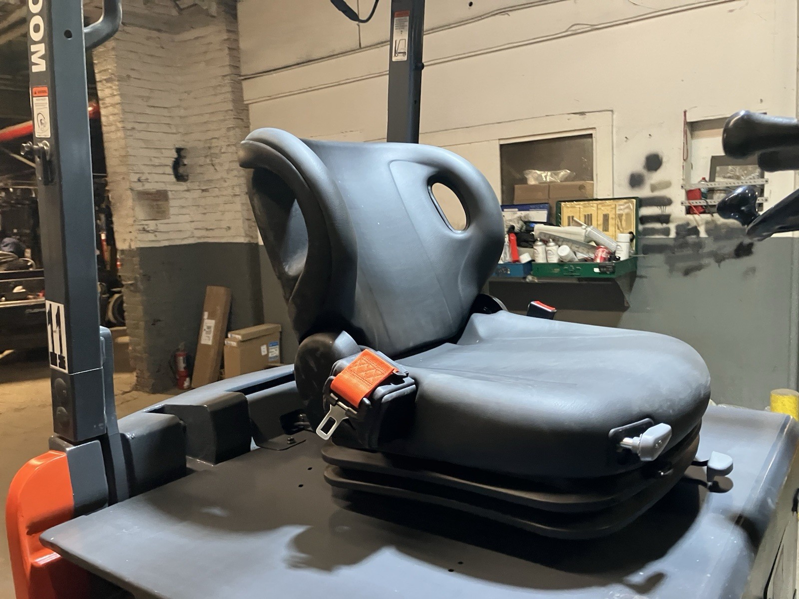 2021 Toyota 5000 LB Electric Forklift With SS and Triple Mast