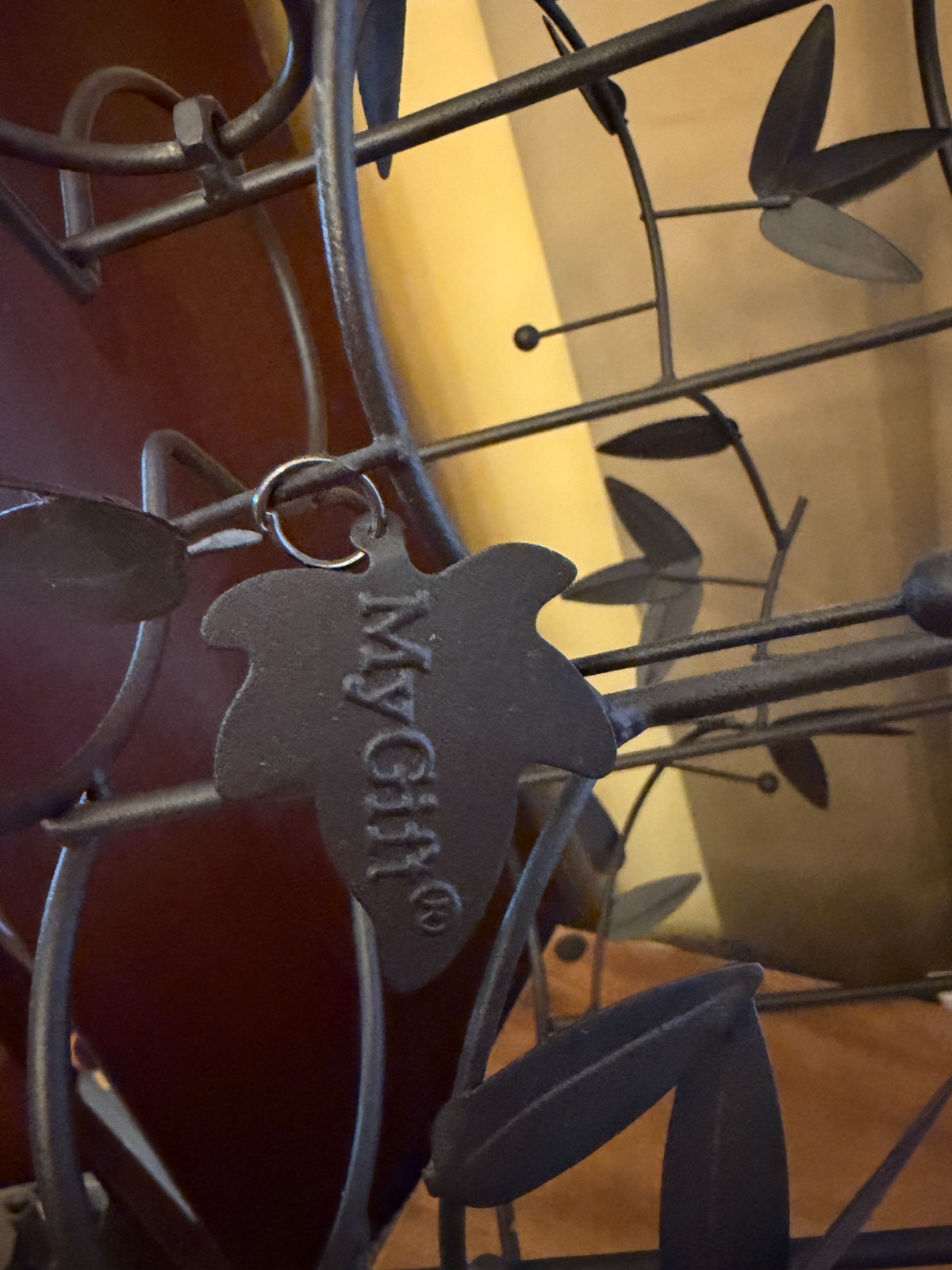 "My Gift" 6 bottle metal wine rack in brown