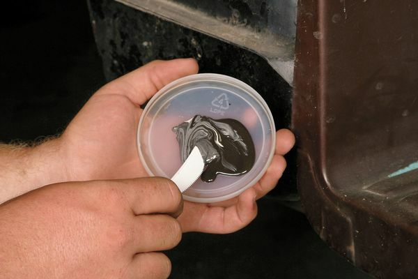 J-B Weld 8281 Epoxy Adhesive, 1:01 Mix Ratio, 6 Hr Functional Cure