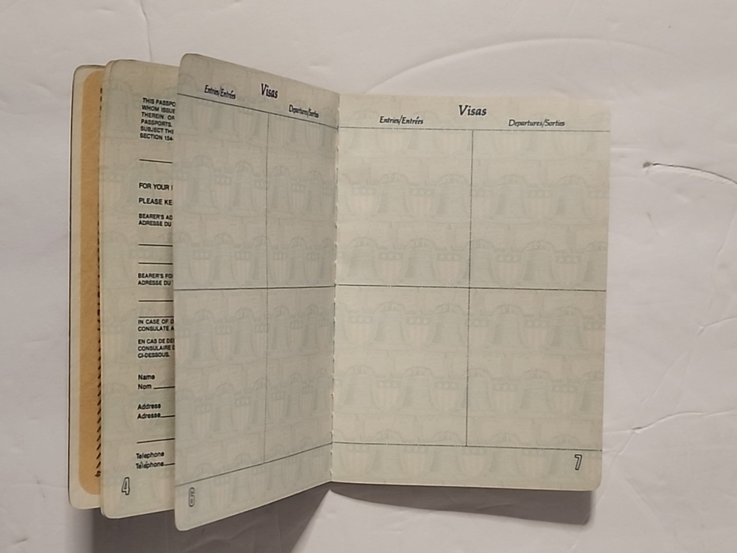 1984 USA Passport, expired obsolete vintage id female, no travel stamps