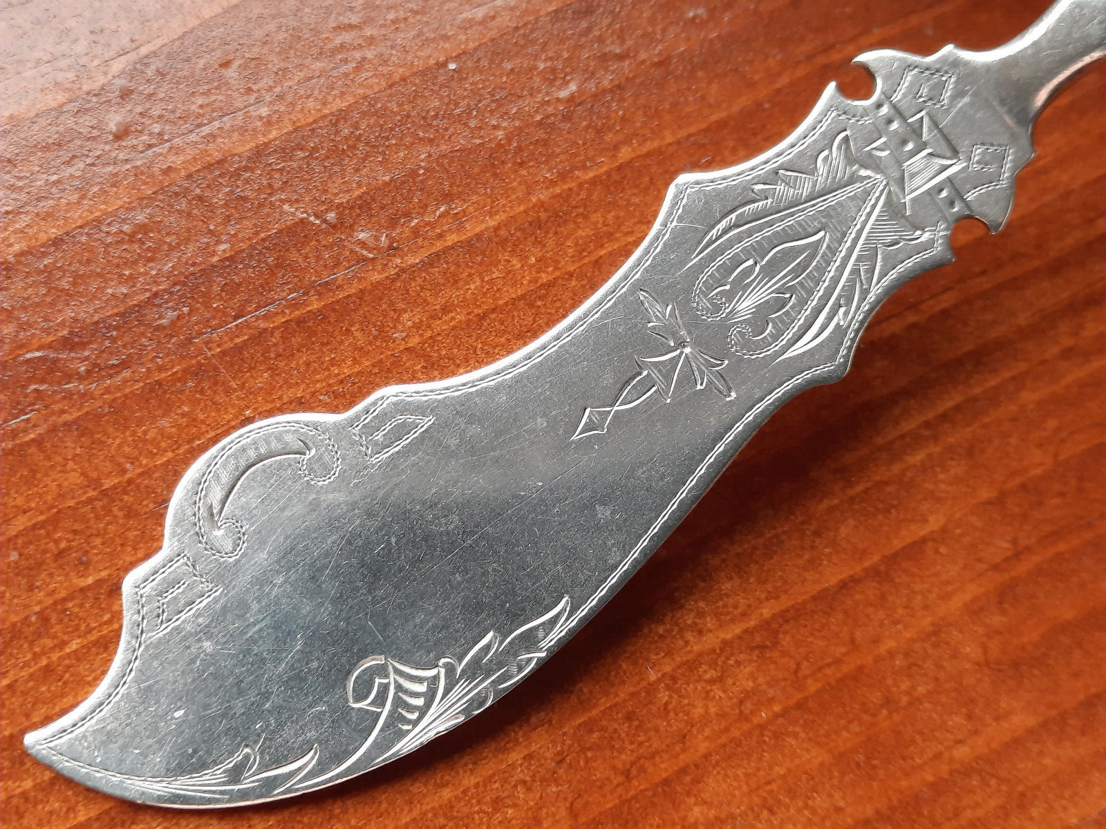 Coin Silver Knowles & Ladd Leaf & Berry Pickle Knife