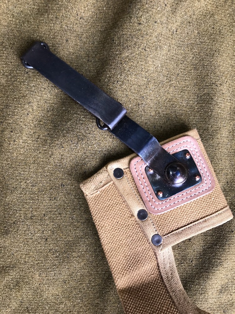 M1907 Pickmattock Carrier