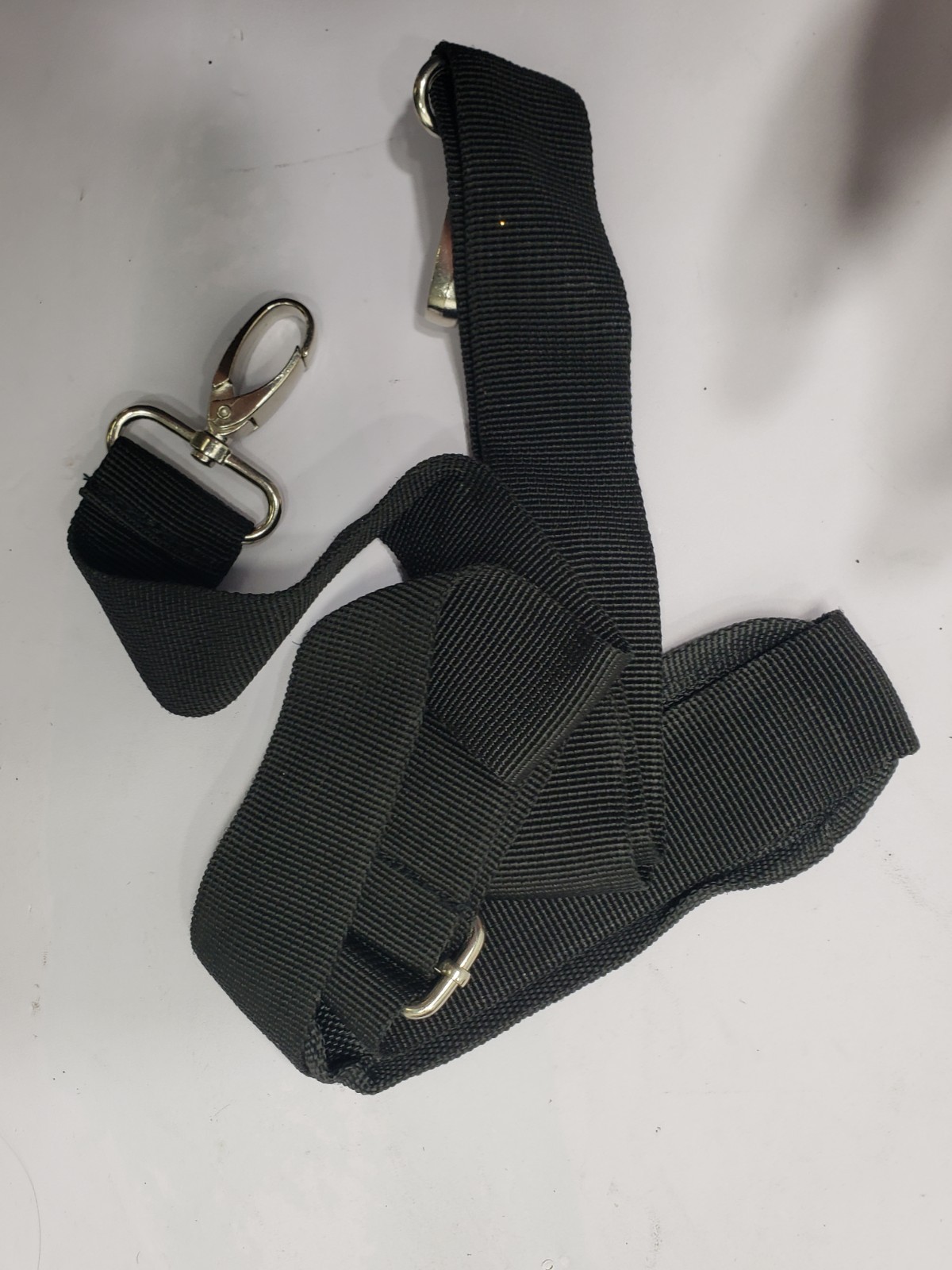 Fuel-Less Generator by Humless Lion Energy 50W Solar Panel Power Connector