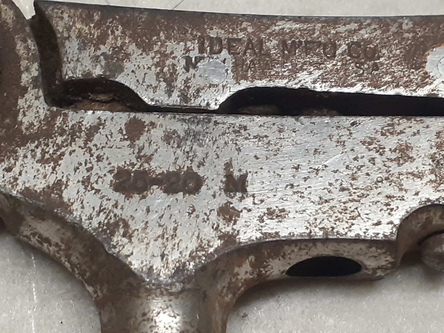 Vintage Antique IDEAL Bullet Mold Tool 25-20R Pat. Dec. 29, 1884