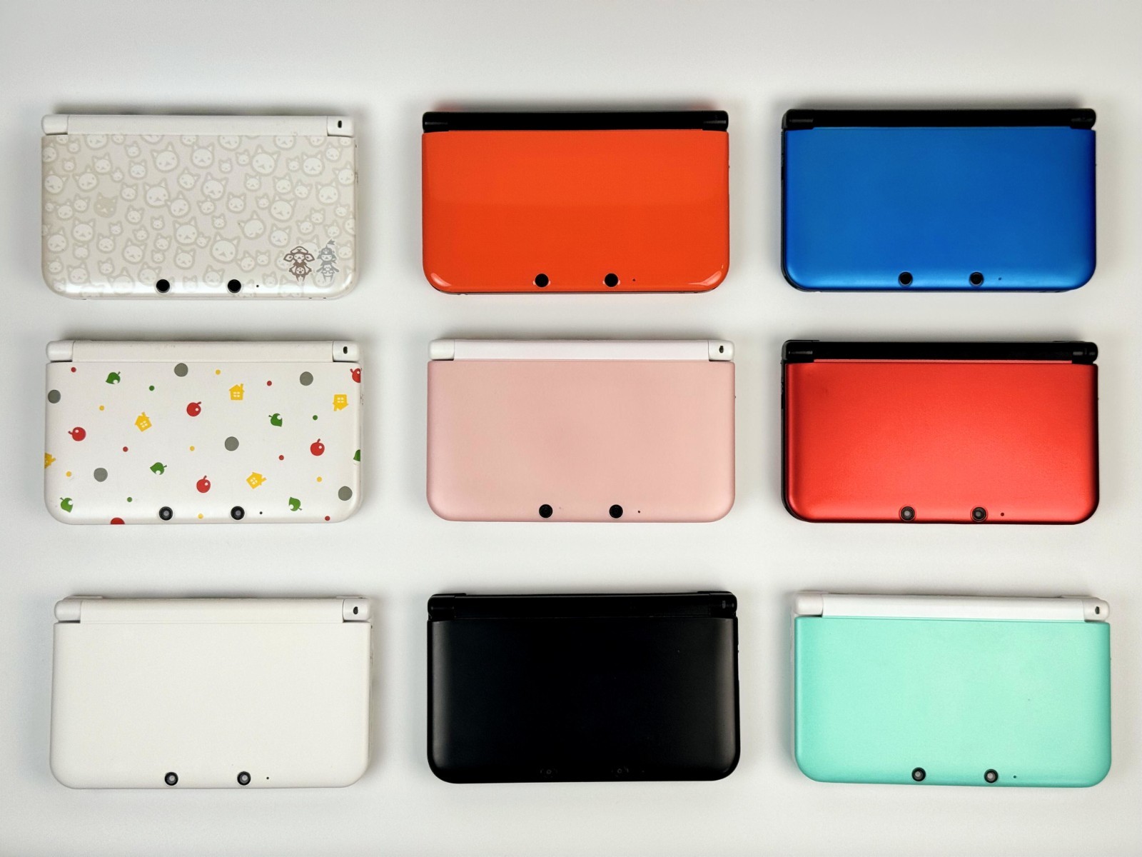 Nintendo 3DS XL LL Region Free Very good Console With charger & SD card(US)