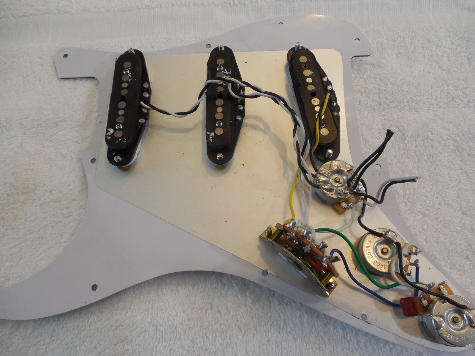 Fender Stratocaster Harvest Green MIM Body Plus Extras Loaded pickguard. #READ#