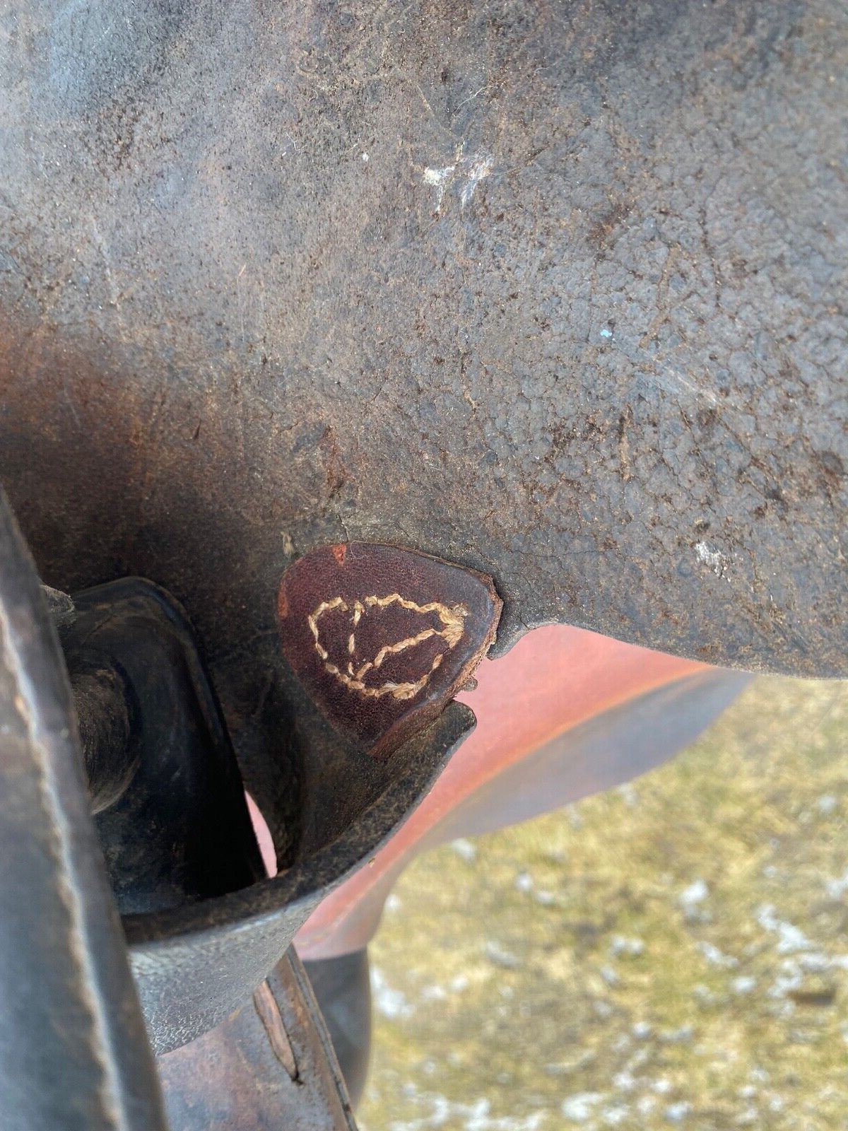 Used/Vintage 15" Simco Balanced Ride Western saddle