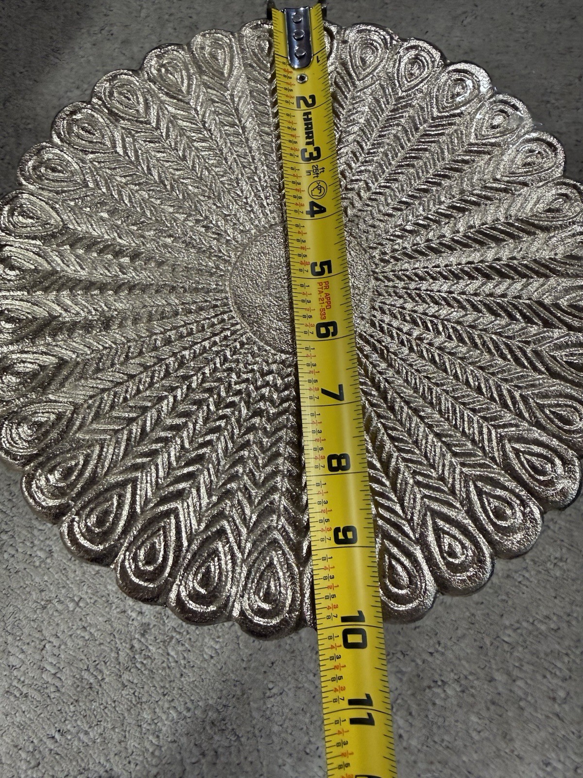 Gold Metal Plant Stand Pedestal Table 24” Tall Floral Top.