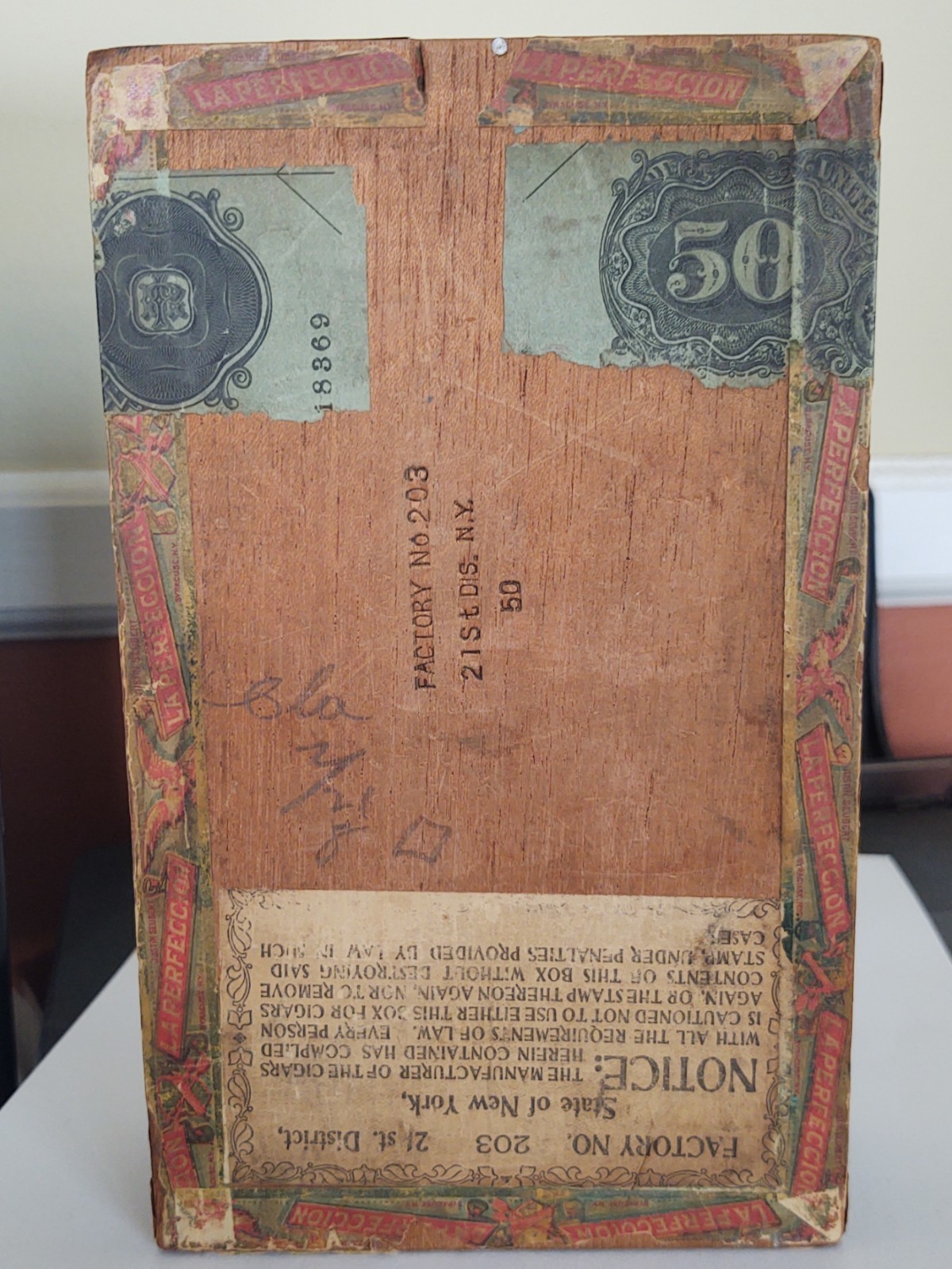 Antique Wood Cigar Box Justin Seubert , American Eagle , Retail label Towanda