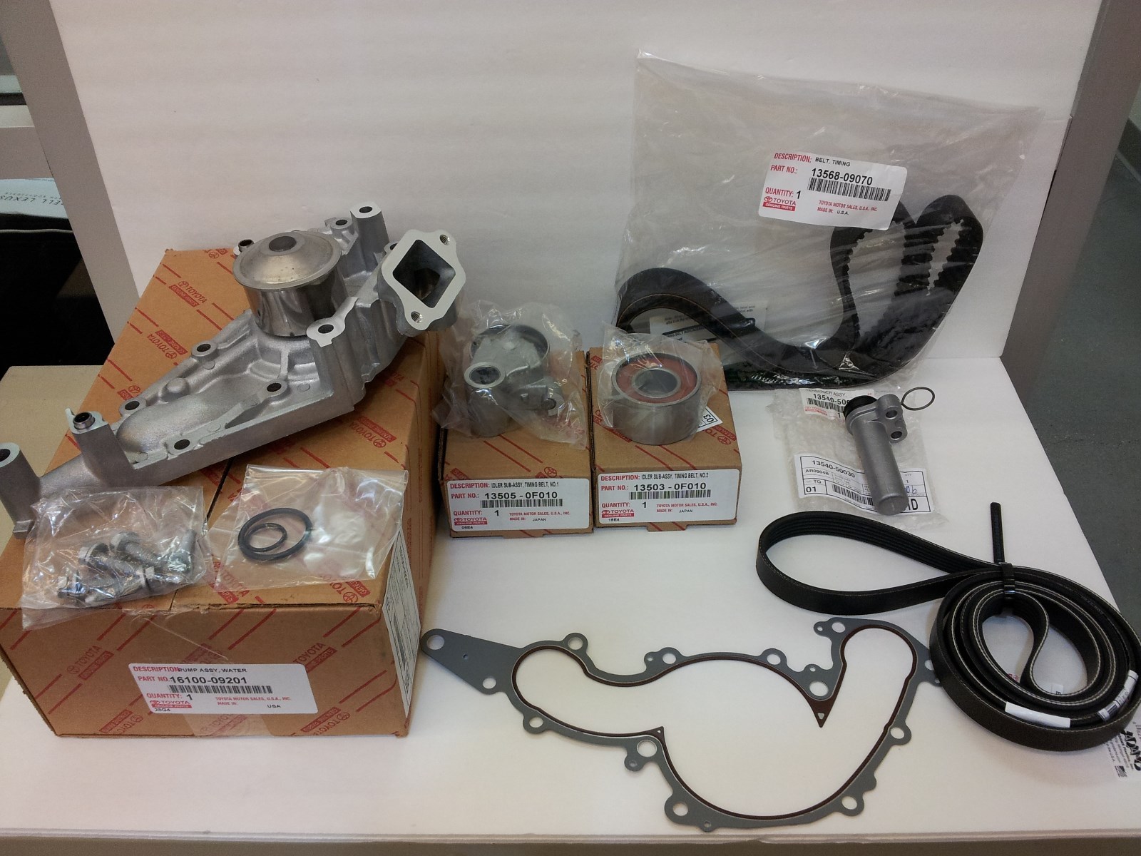 LEXUS OEM FACTORY TIMING BELT KIT 2001-2006 LS430