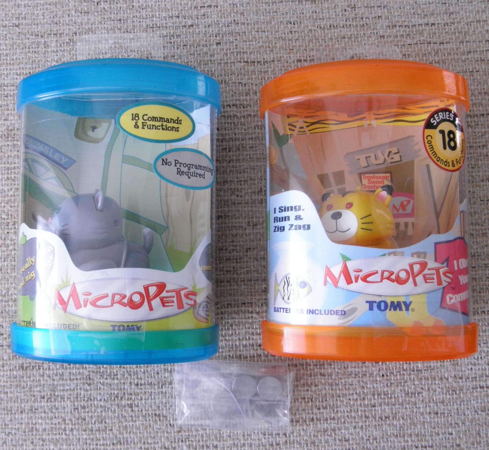 Vintage 2002 Tomy Micropets Chumsley Gray & Tag Yellow Interactive Cats (Tested)