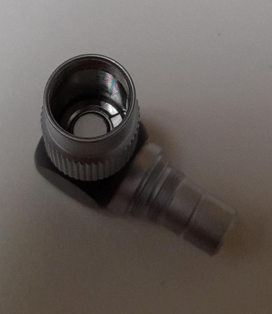 KARL STORZ 495 EW 90 DEGREE ANGLED LIGHT CABLE ADAPTER ! Q927 PK G