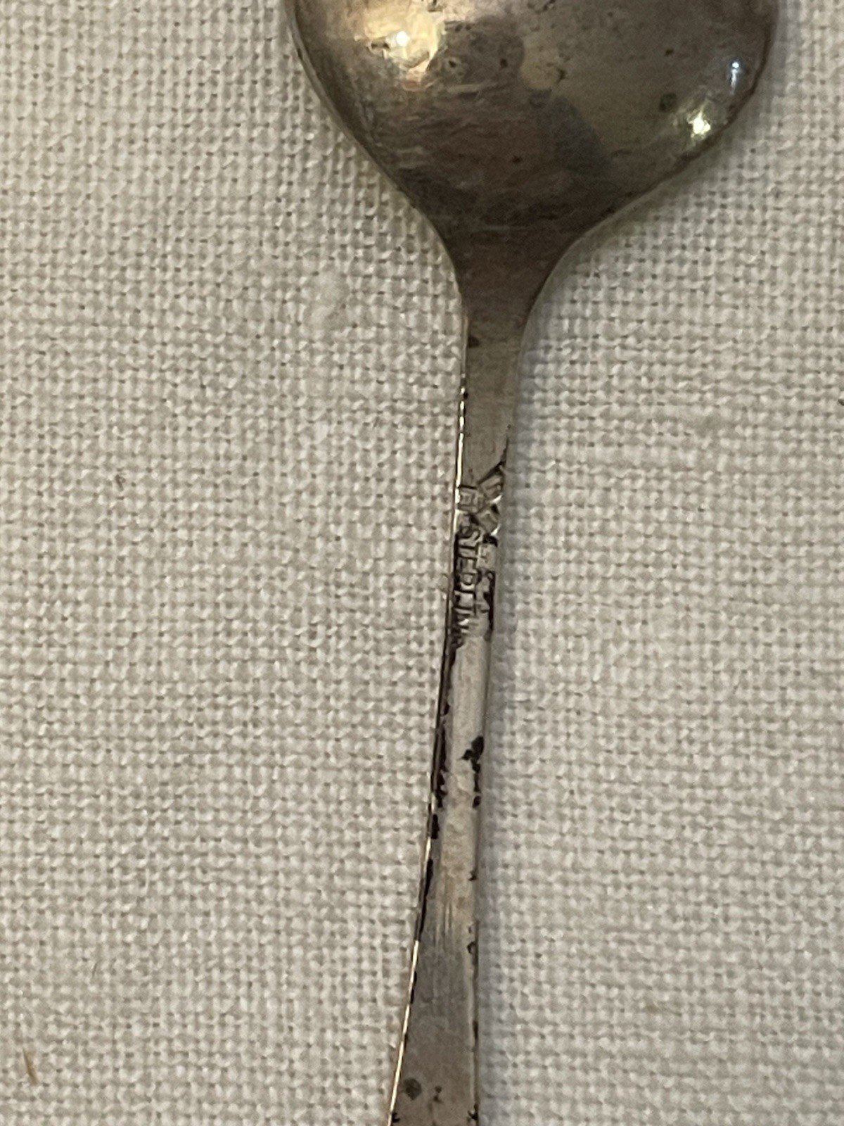 4 Victorian Sterling Silver Colbalt Salt Cellars with spoons (2 Stlg) 156g .925