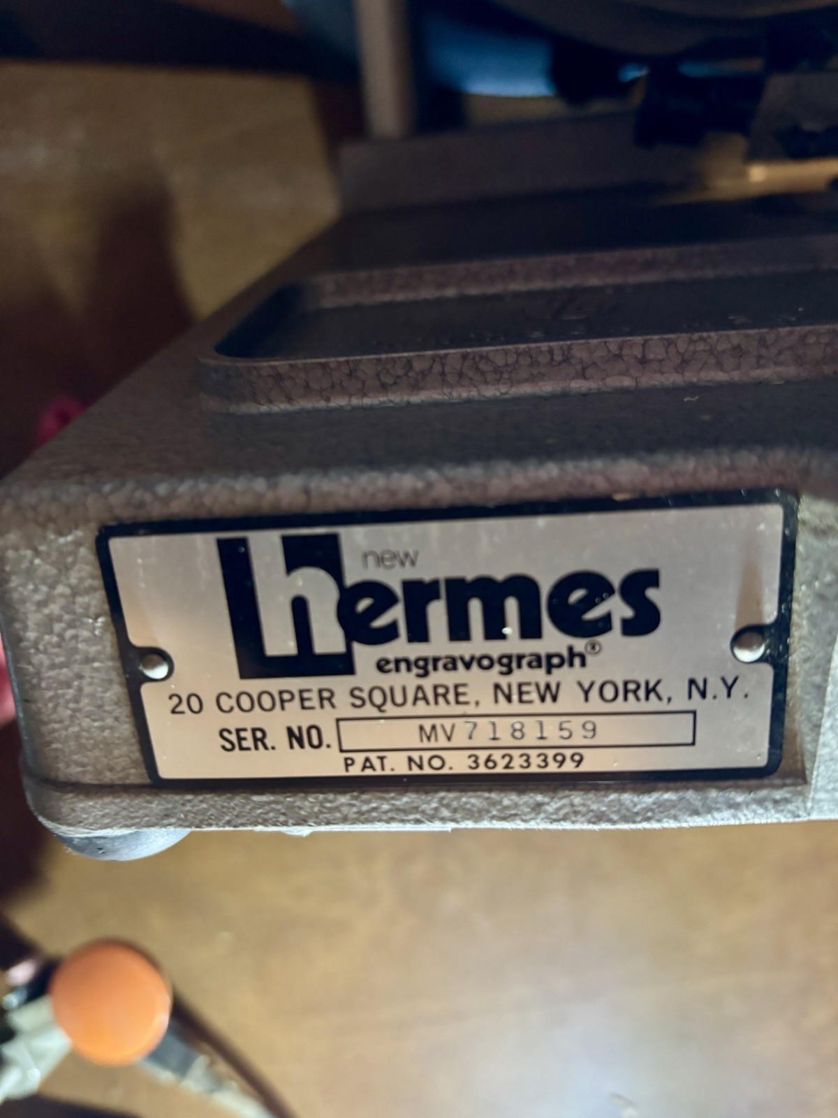 New Hermes MV718159 Engraving Machine has running motor