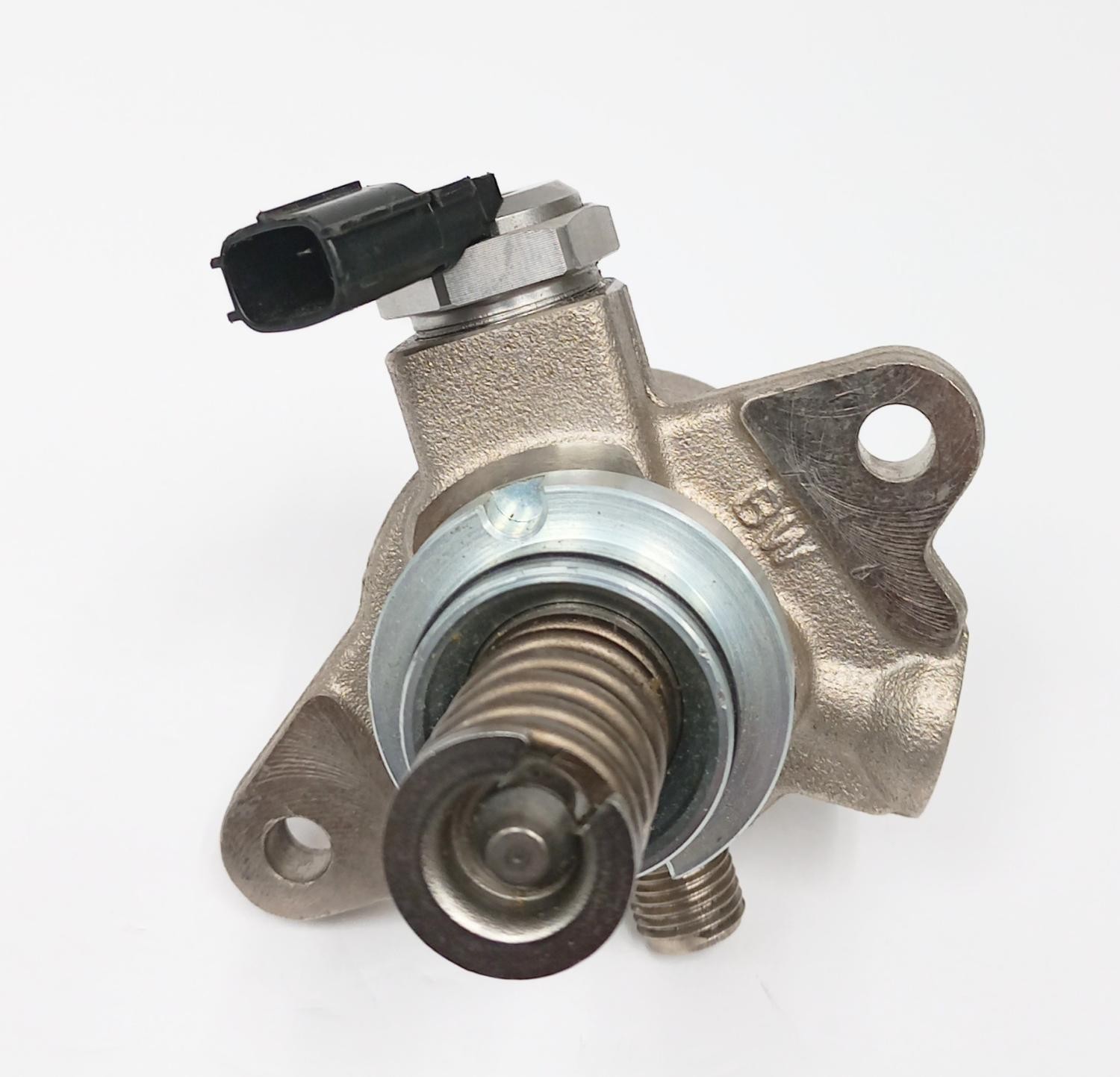 Hitachi HPP0026 Direct Injection High Pressure Fuel Pump for Infiniti 5.6L 11-18