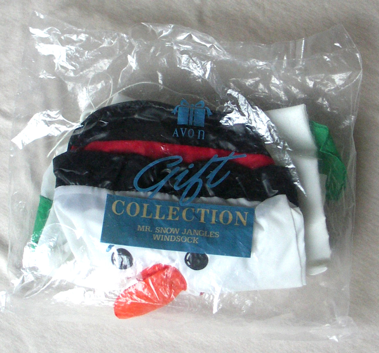 VINTAGE AVON MR. SNOW JANGLES WINDSOCK GIFT COLLECTION 1992  NEW