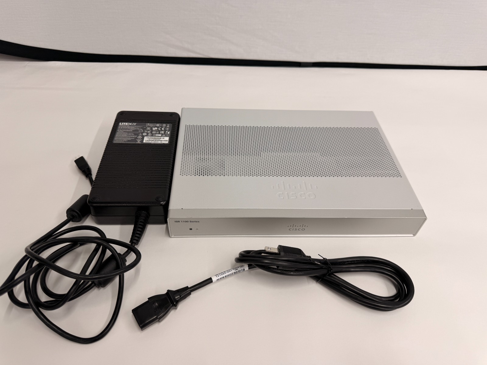 Cisco ISR C1111X-8P ISR 1100 8 Ports Gigabit Ethernet Integrated Services Router