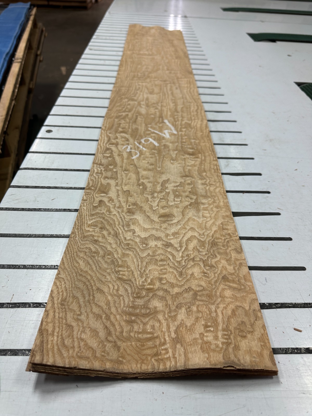 Tamo Ash Raw Wood Veneer 2 sheets 51'' x 8'' 319W