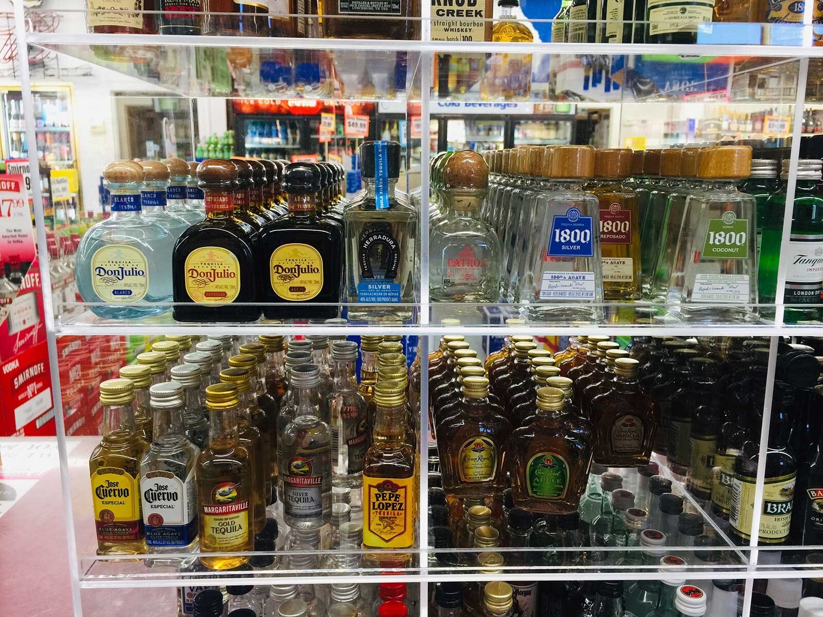 Commercial Retail Display Mini Sampler 50ml Liquor Shot Airplane Bottles rack