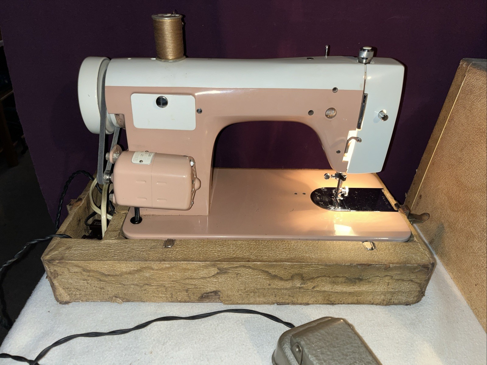 Vintage RARE Nelco Sewing Machine Model H222 With Pedal & Case JC-2 Toyota Japan