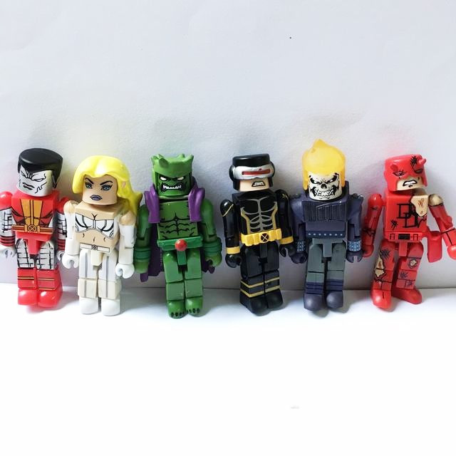 Lot 8PCS Marvel Universe Minimates Spider Man Wolverine Figures Kids Toy Random