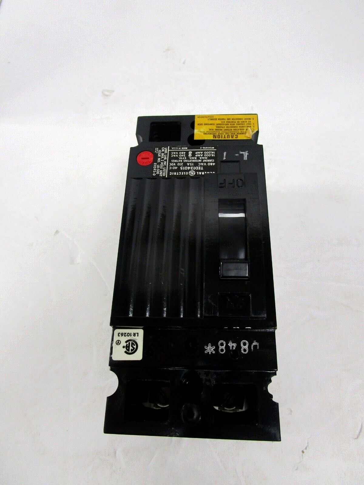 (1) General Electric TED124015WL TED Circuit Breaker Model 1 2Pole