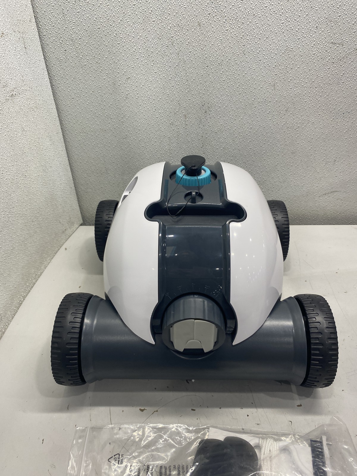 AIPER Seagull 1000 Cordless Pool Vacuum Robot