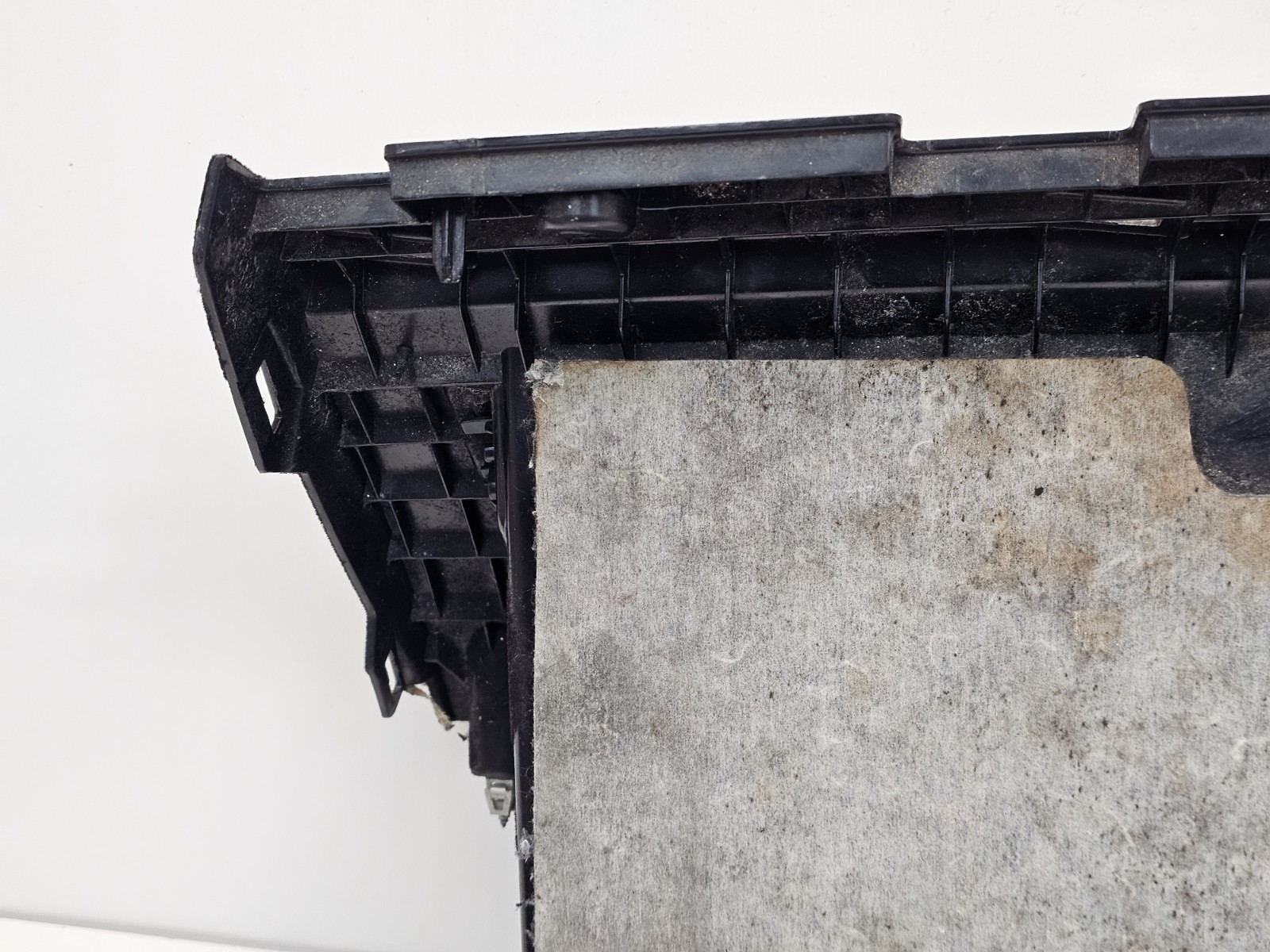 2012-2020 TESLA MODEL X / S DASH DASHBOARD GLOVE BOX STORAGE COMPARTMENT OEM