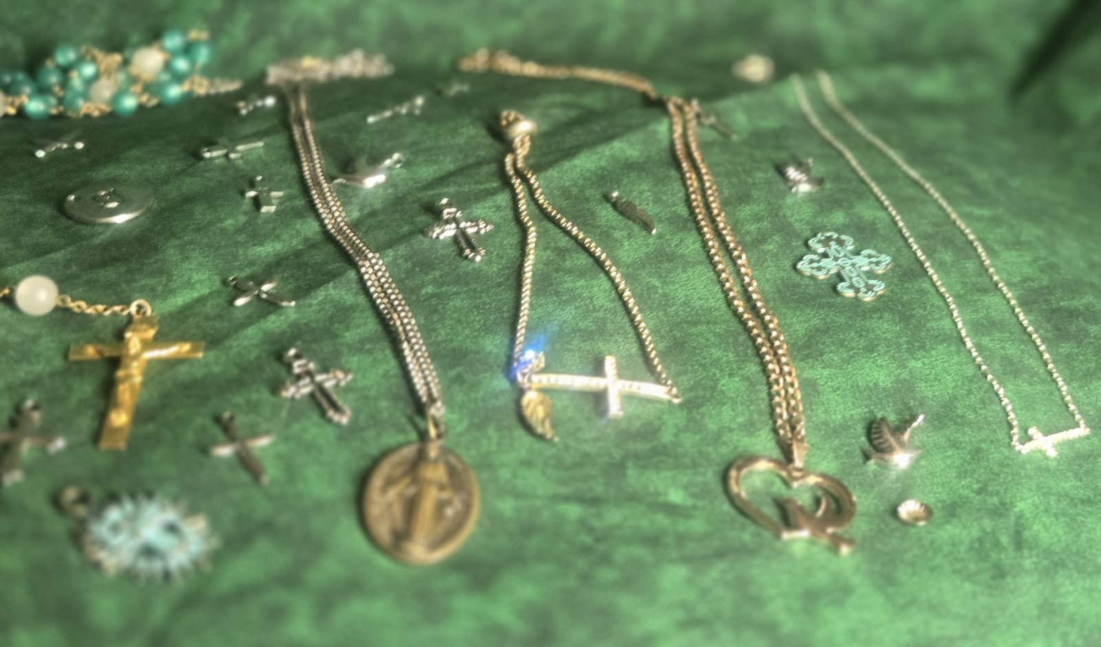 Huge Lot of Cross Necklaces, Pendants, Rosaries, Charms, 22k, sterling, hge.