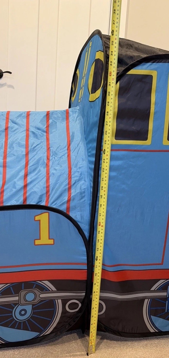 Thomas The Train Pop Up Tent- Indoor Play Tent- For Toddlers- Excellent Cond