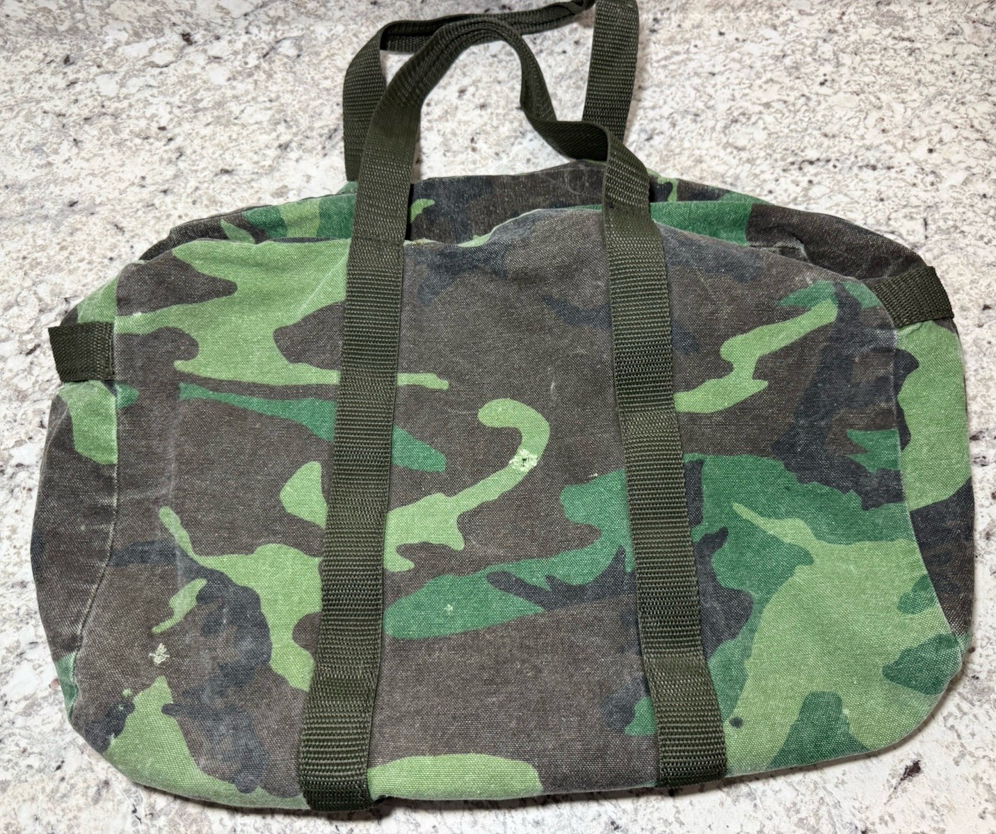 VTG Military Duffel Bag Woodland Camo Gym Travel Bag USMC 80s Canvas Bag 1990s