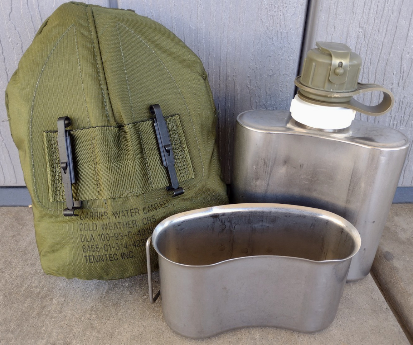 USGI ARCTIC CANTEEN CRS TYPE 2004 w/ CANTEEN CUP & ALICE CANTEEN COVER INSULATED
