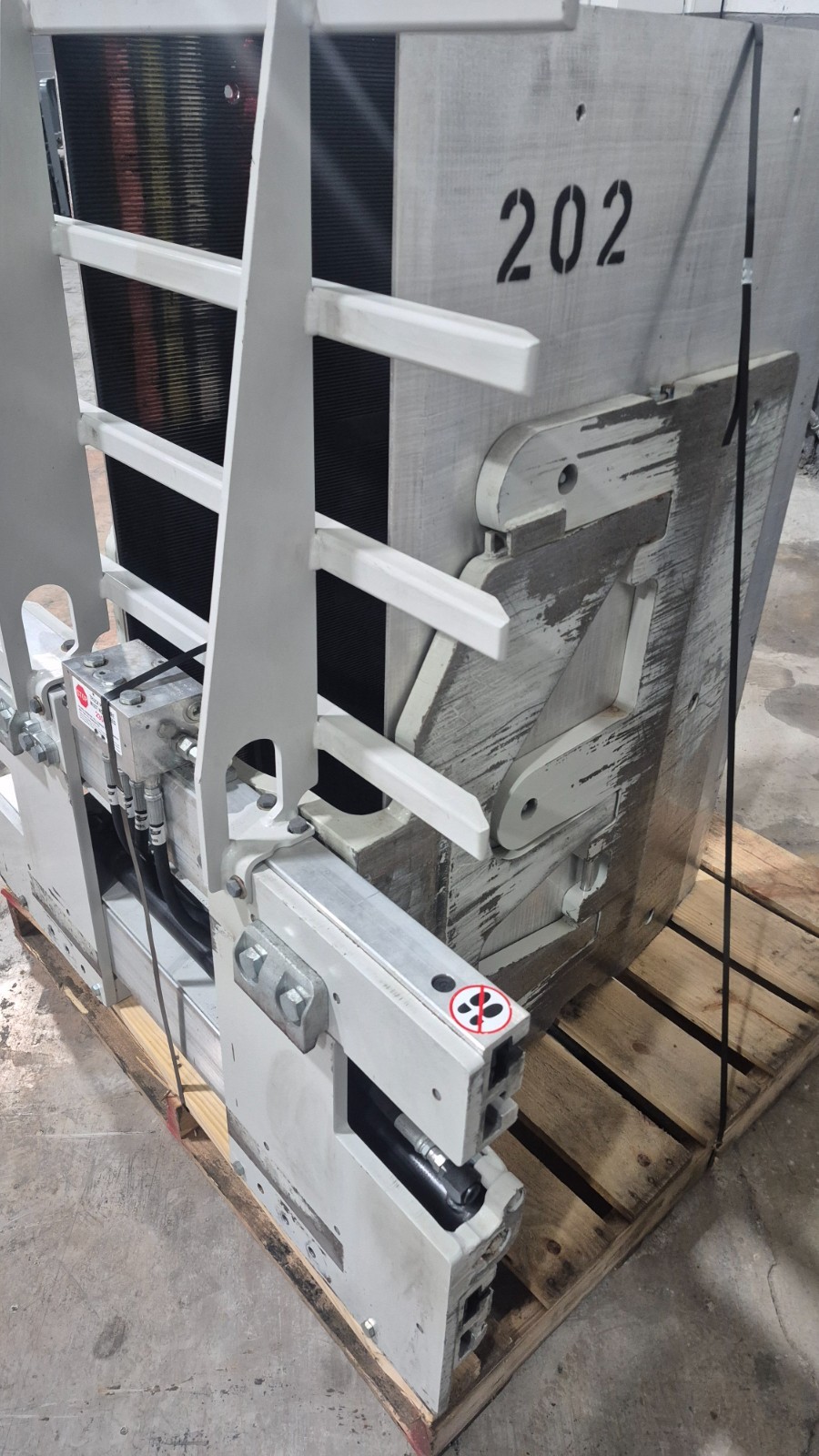 Cascade Class 2 Carton Clamp 54X34 Pads 15D