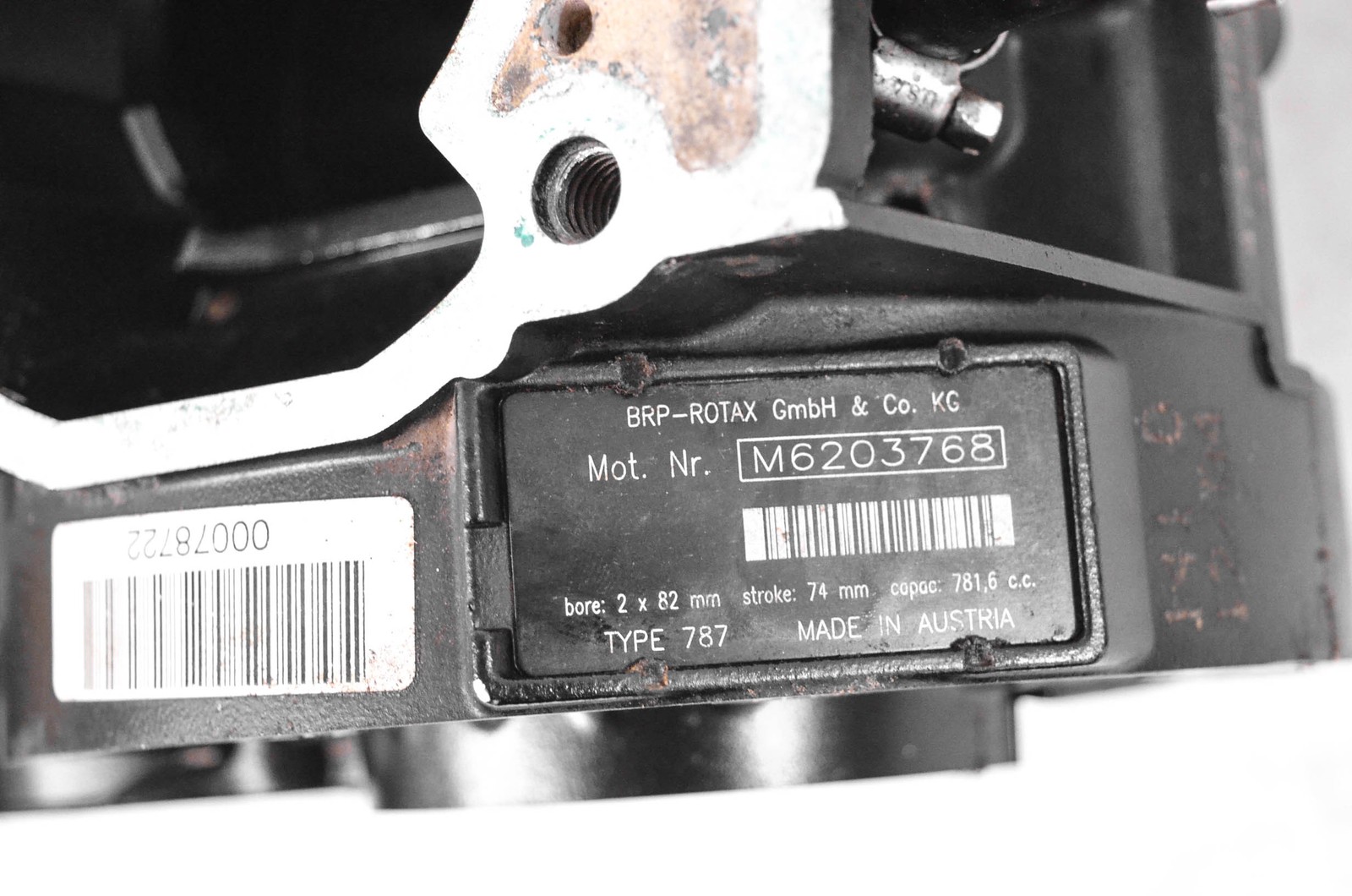 05 Sea-Doo GTI RFI LE Crankcase Center Crank Case