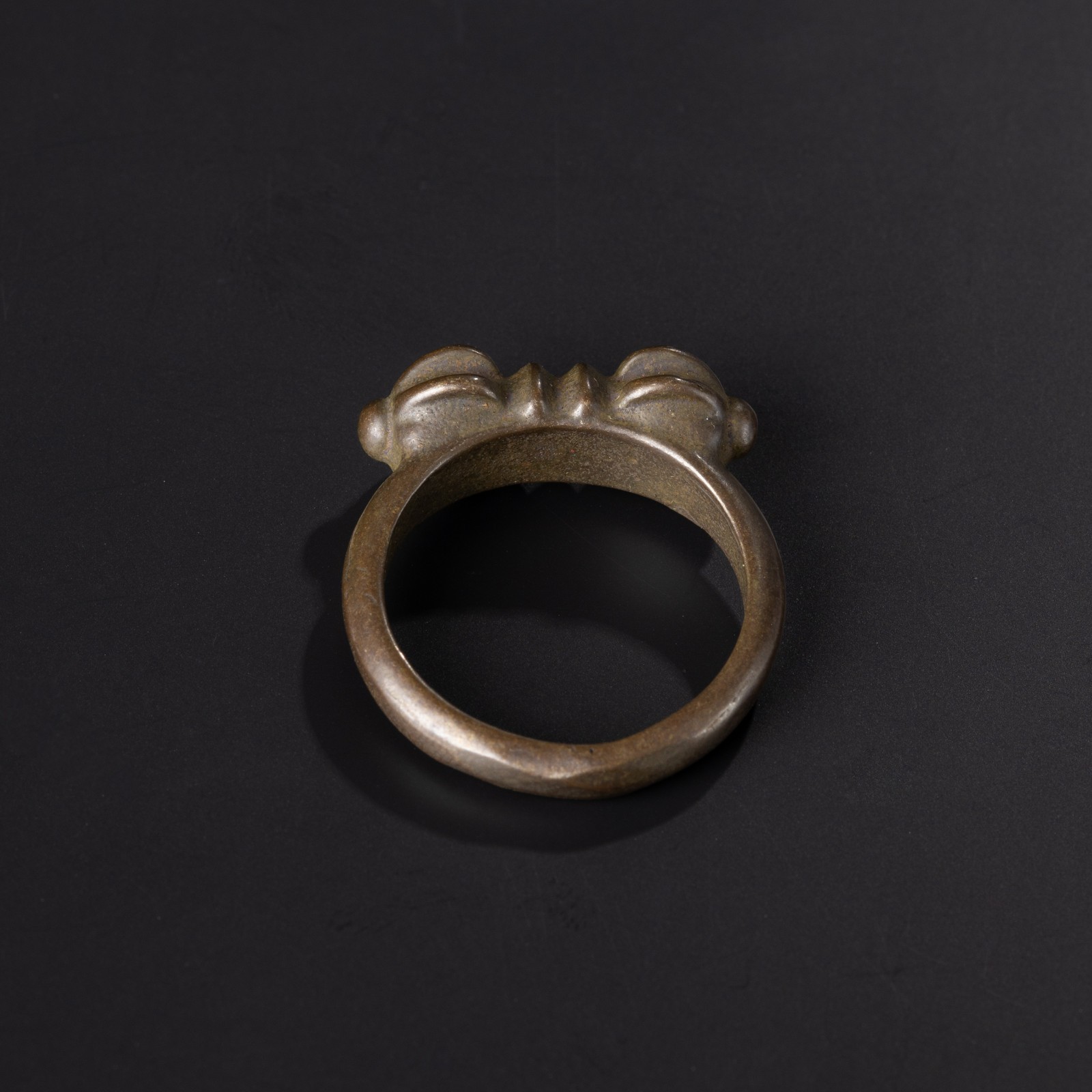 Antique Tibetan Bronze Vajra Dorje Amulet Ring