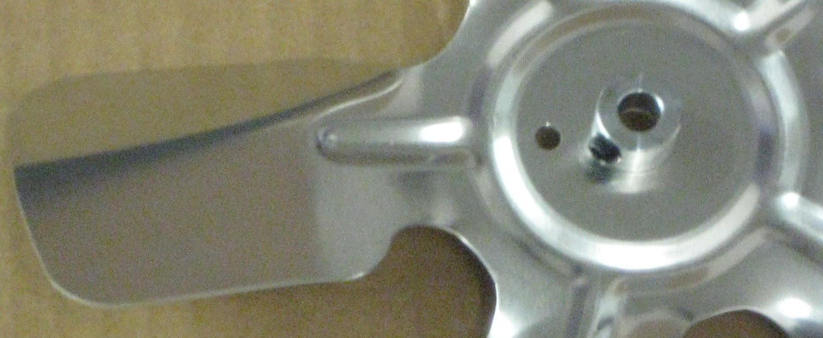 A95131 Metal Fan Blade 9" Diameter 5 Blades 5/16" Bore Hub CW 30 Degree Prop