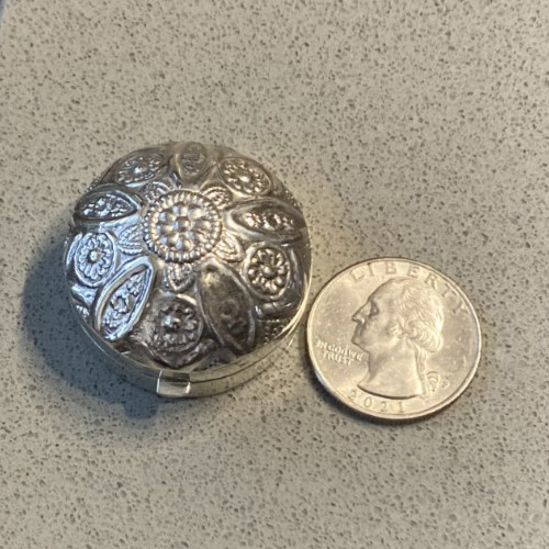 Vintage 925 sterling repousse domed small box for gifts, notes, pills, etc
