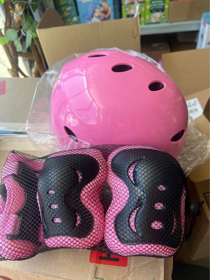 Toddler-Kids Ultralight Black Helmet with Knee-Elbow-Wrist-Pads