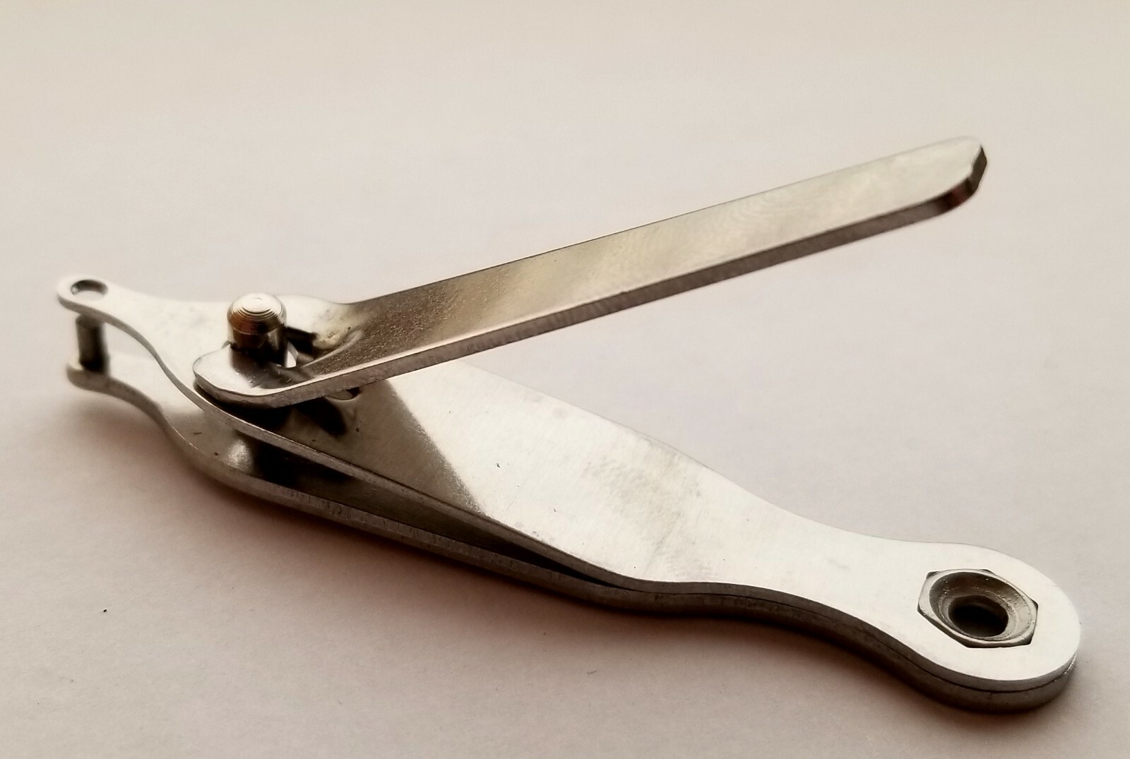 Compound Chick Toe Punch (1pc) for Chickens Ducks Poultry Bird Day Old Chick